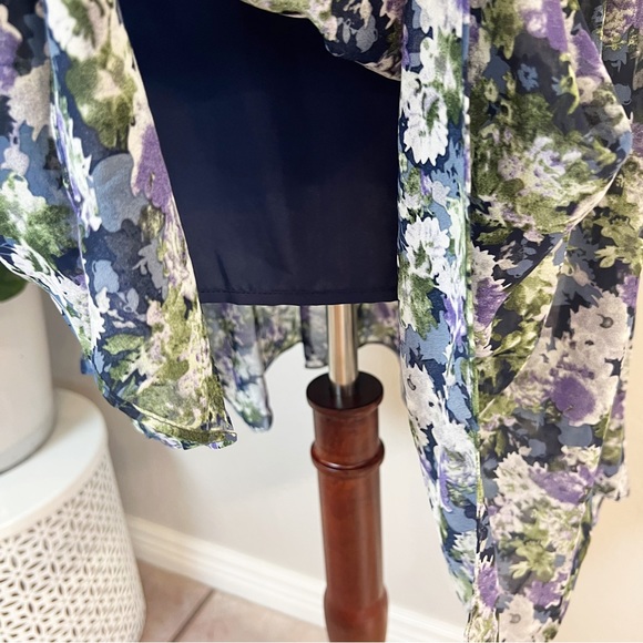 •ASTR• Floral Short Sleeve Asymmetrical Hem Midi Dress - Picture 10 of 13